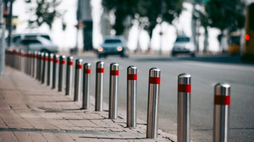 anti ram bollards installation