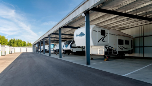 What Vehicle Height, Width, and Turn-radius Limits Should You Check When Evaluating RV Storage Units?
