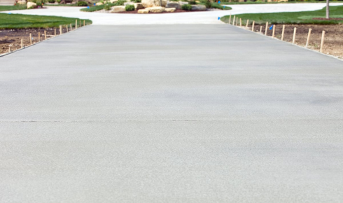 What Should I Ask Concrete Contractors Near Me Before Installing a New Driveway?