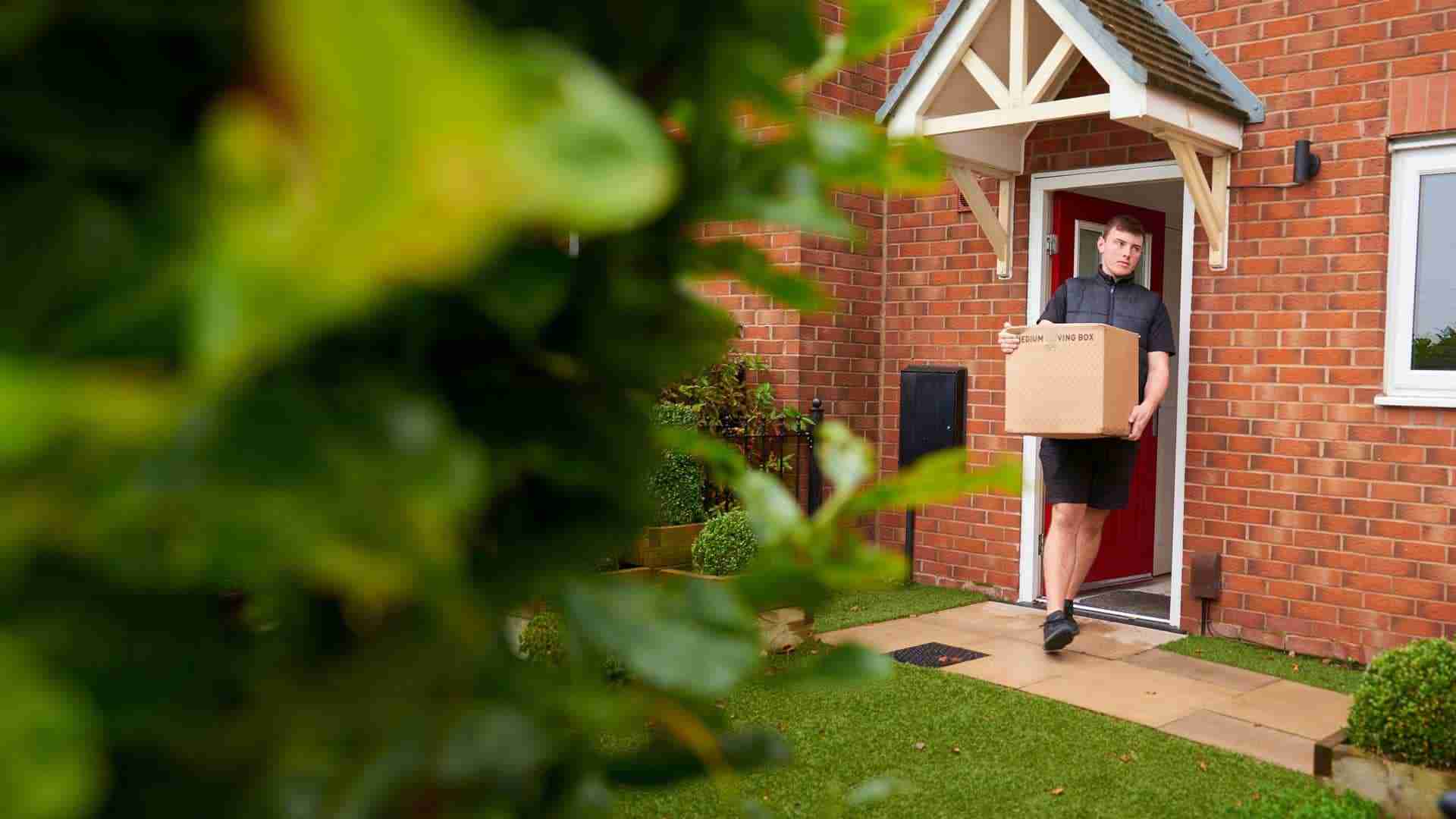 Office and Home Removals: What Changes When You’re Moving a Business